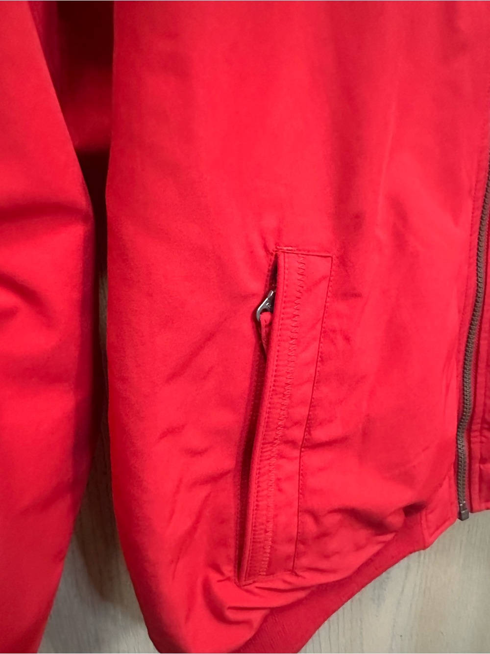 Lands’ End Red Zip Up Jacket Medium - Picture 5 of 10
